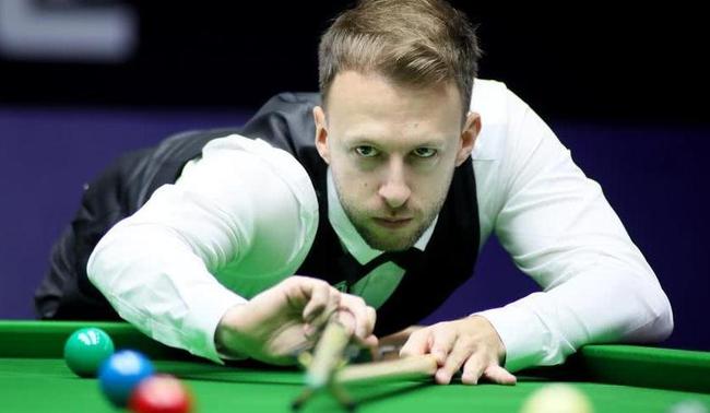 在他的帮助 在他的帮助